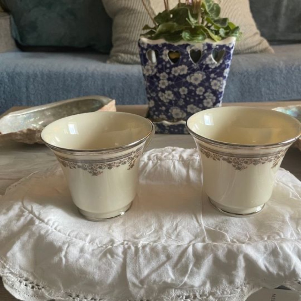 Vintage Lenox Lacepoint tea/coffee cups